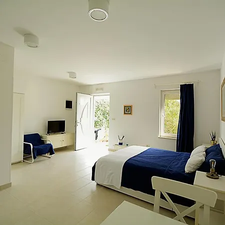 Morgan Apartment
