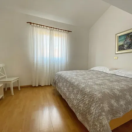 Morgan Apartment